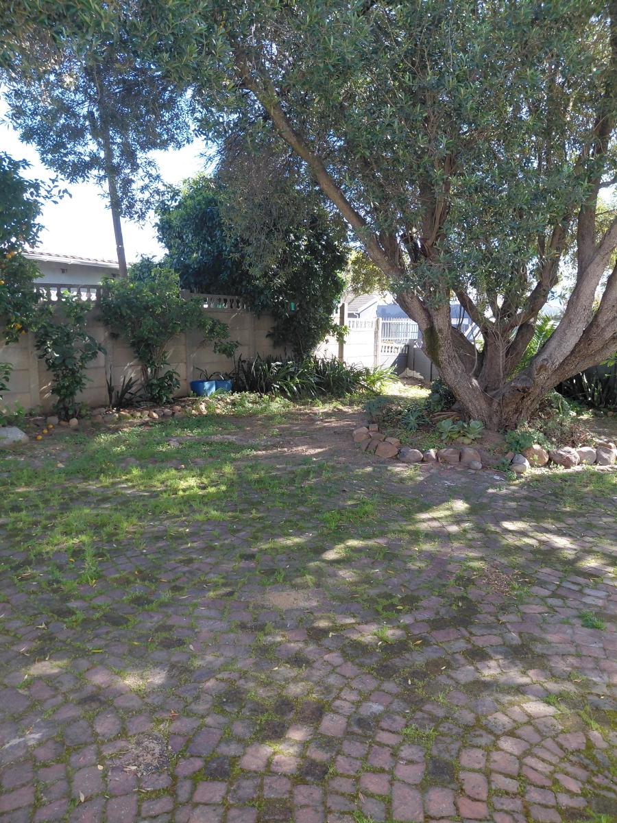 To Let 3 Bedroom Property for Rent in New Orleans Western Cape
